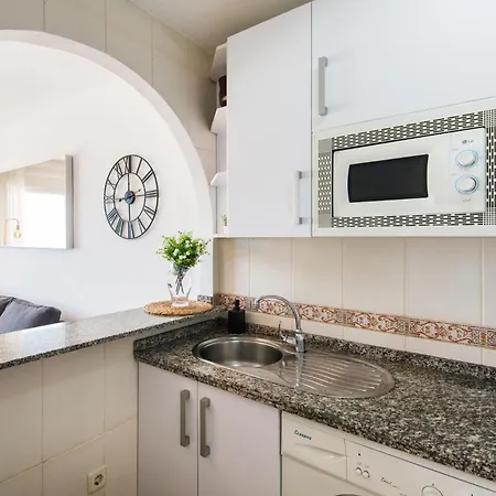 Apartment Madeinterranean Beach- Higueron Front Line Fuengirola